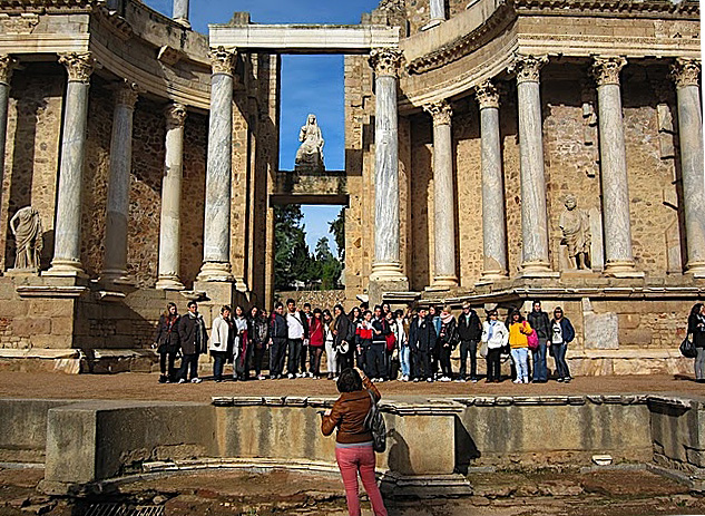 A visit to the Amfitheatre in M&eacute;rida/Spain